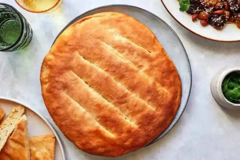 خبز أبيض مغربي أساسي (خبز)