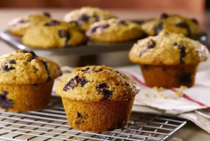 Low-Fat Blueberry Muffins