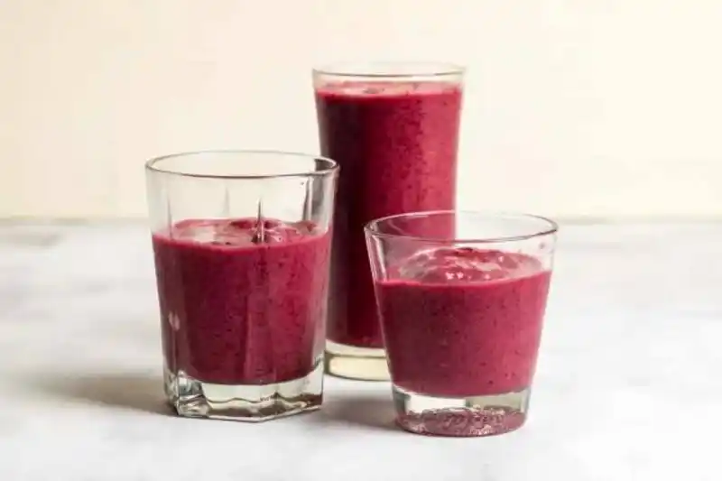 Low Fat Berry Banana Smoothie