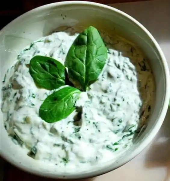 Borani Esfenaj - Persian Spinach Yogurt Dip