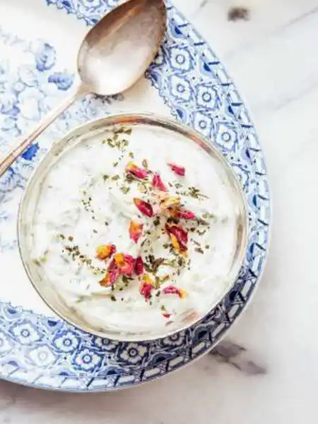 Yogurt Cucumber Sauce with Rose Petals (Maast-o Khiar)