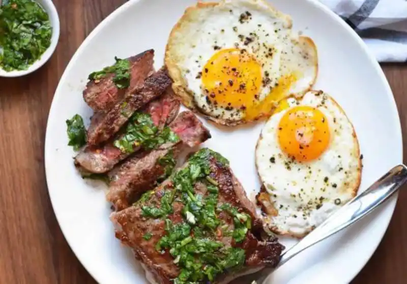 Steak and Eggs With Chimichurri